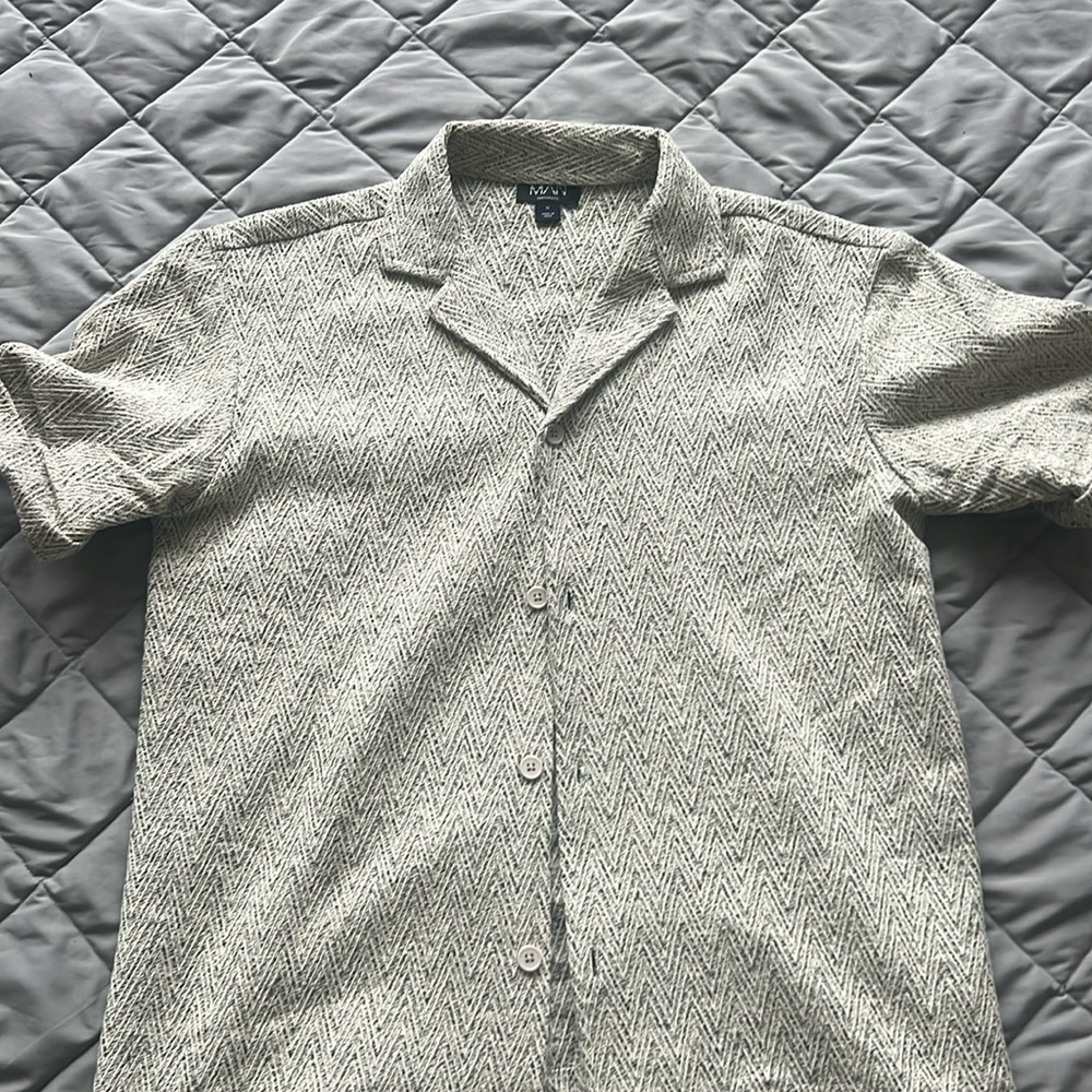 BoohooMAN Shortsleeved casual button down Cotton Medium